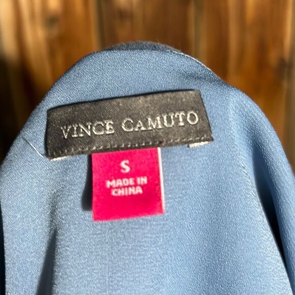Vince Camuto top sheer viscose blend blue hi-lo layered Small FIRM on PRICE - Picture 2 of 5